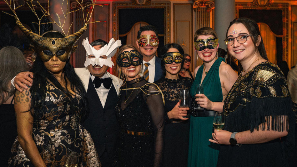 AN EVENING AT THE OPERA